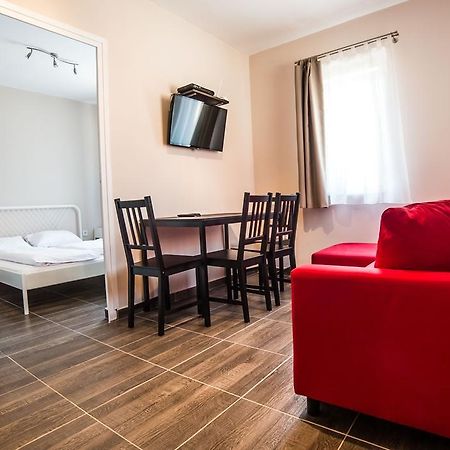 Tulipan Apartman Eger Ngoại thất bức ảnh