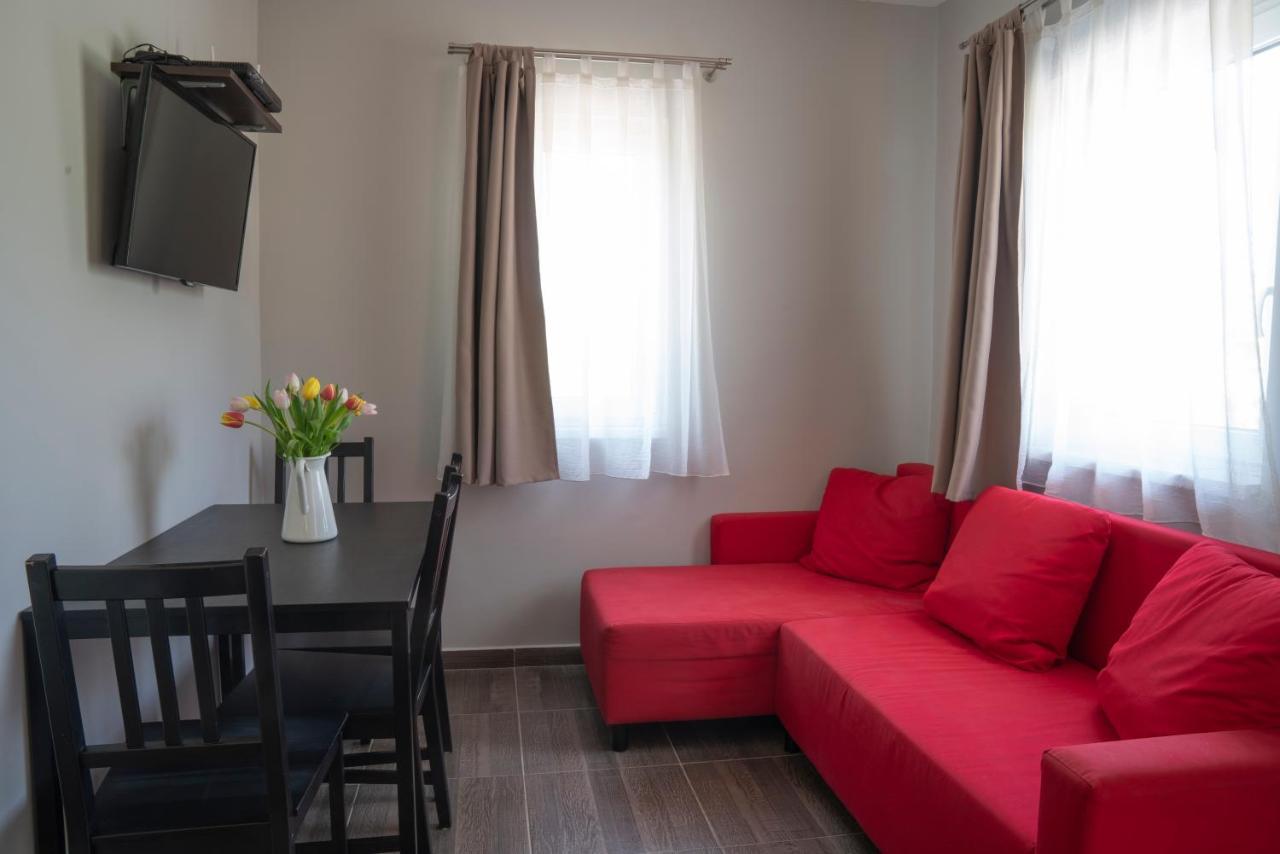 Tulipan Apartman Eger Ngoại thất bức ảnh